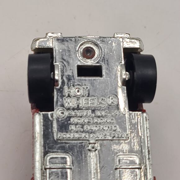 Hot Wheels Redline 1974 Emergency Unit - Picture 7 of 7